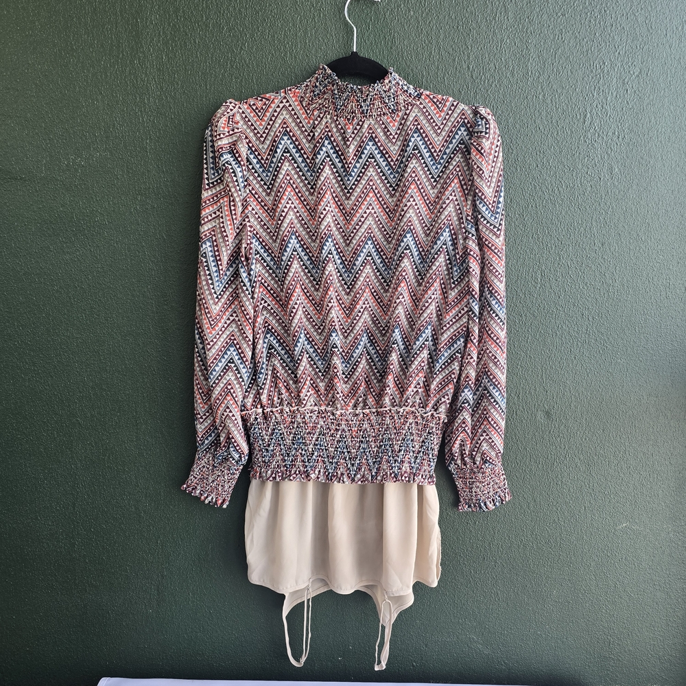 MELANIE LYNE NWT Zigzag High Neck Blouse Sz 8 - Picture 10 of 13